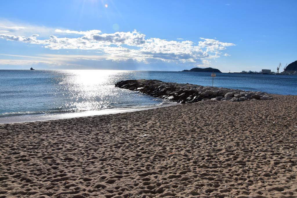 Studio Le Peneque Des Anges La Ciotat Ngoại thất bức ảnh